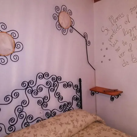 Casa Proyecto Pepe Bravo فندق مبيت وإفطار Alozaina