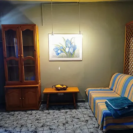 Casa Proyecto Pepe Bravo - Arte De Manos Y Corazón Alozaina