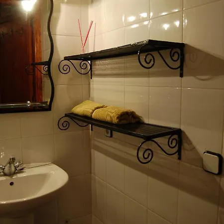 Bed & Breakfast Casa Proyecto Pepe Bravo 3*